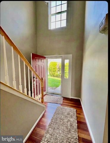 1042 COLIN DR, Royersford, PA 19468