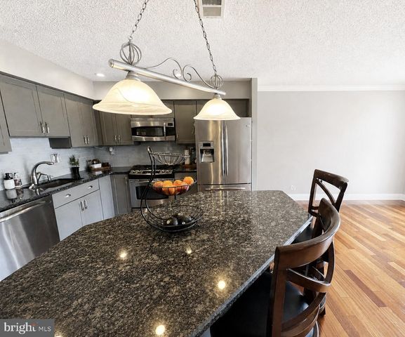 1042 COLIN DR, Royersford, PA 19468