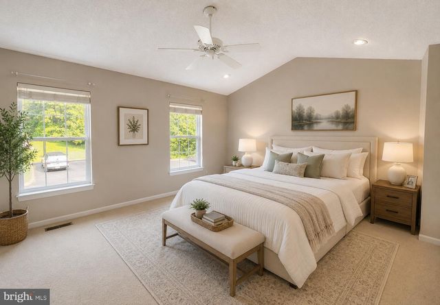 1042 COLIN DR, Royersford, PA 19468