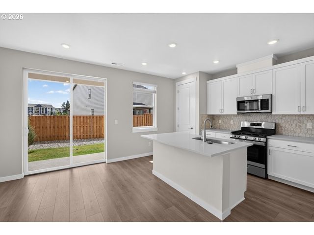 12755 Sw DOUBLETOP Dr, Beaverton, OR 97007