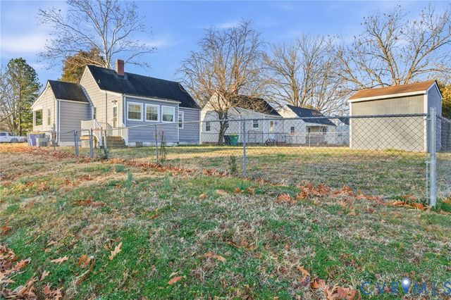 2201 Pickett St, Hopewell, VA 23860