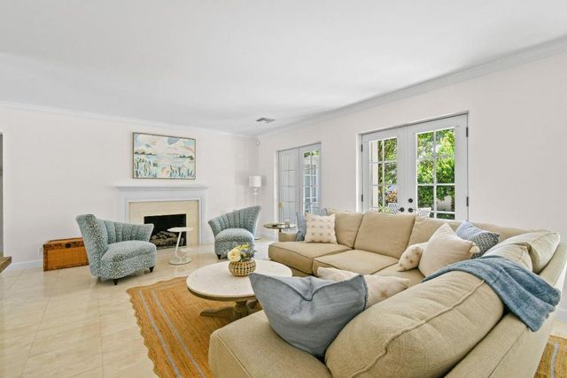 117 Via Vizcaya, Palm Beach, FL 33480