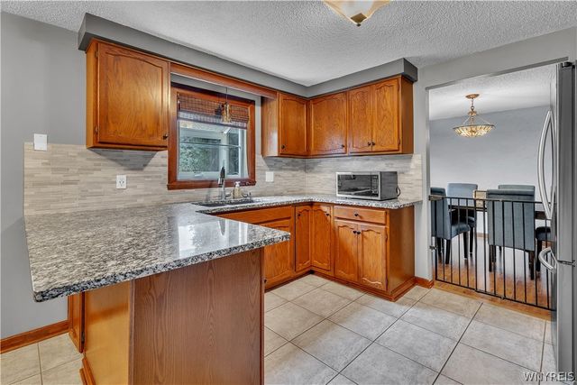 81 Jessica Lane, Cheektowaga, NY 14043