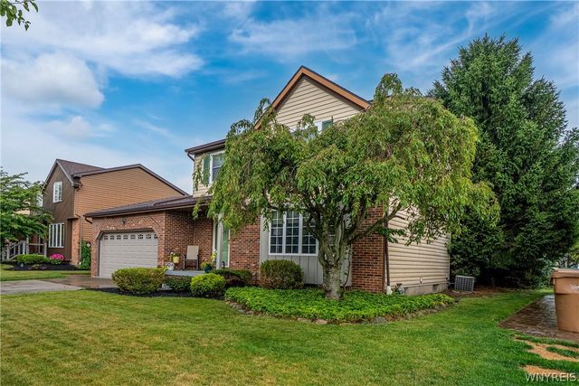 81 Jessica Lane, Cheektowaga, NY 14043