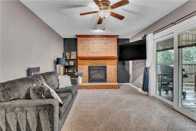 81 Jessica Lane, Cheektowaga, NY 14043