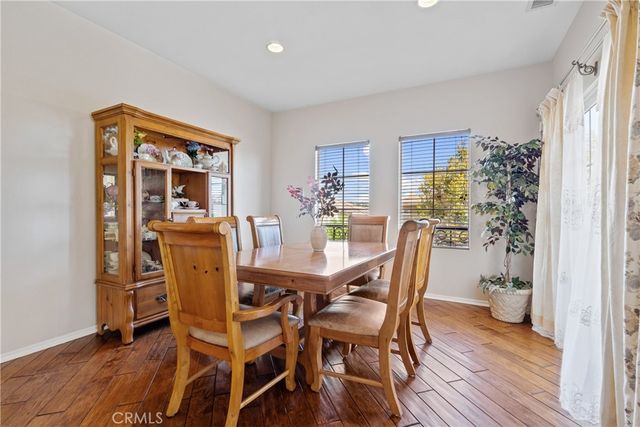 28003 Dickason, Valencia, CA 91354