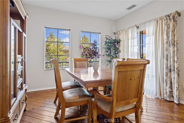 28003 Dickason, Valencia, CA 91354