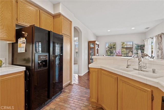 28003 Dickason, Valencia, CA 91354