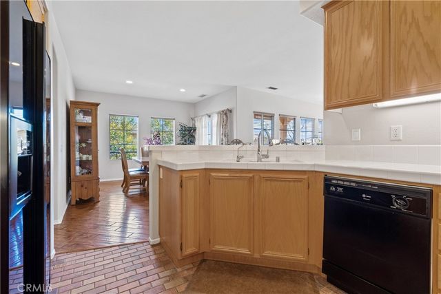 28003 Dickason, Valencia, CA 91354