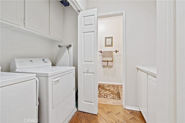 28003 Dickason, Valencia, CA 91354