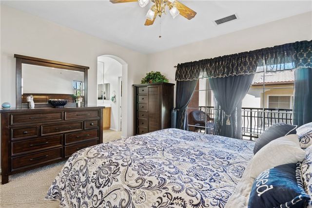 28003 Dickason, Valencia, CA 91354