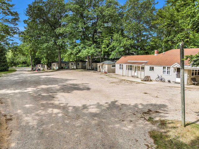 6444 E M-115, Clam Lake Twp, MI 49601