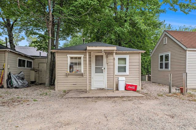 6444 E M-115, Clam Lake Twp, MI 49601