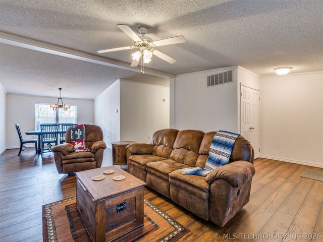 112212 S 4180 Road, Checotah, OK 74426