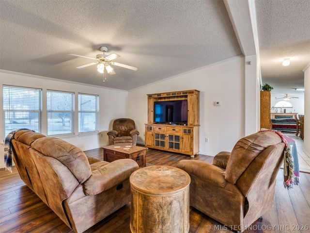 112212 S 4180 Road, Checotah, OK 74426