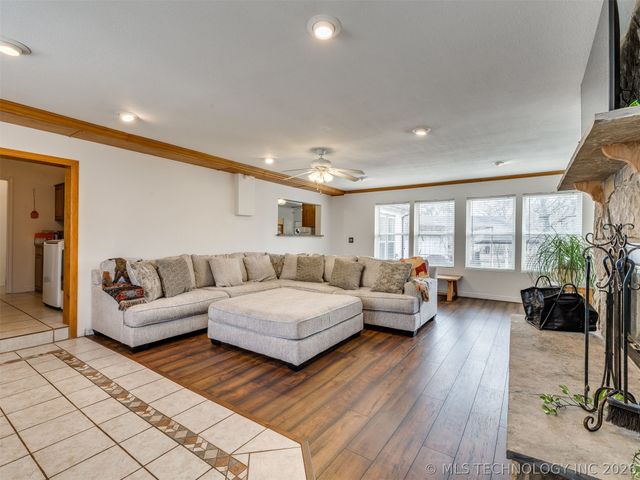 112212 S 4180 Road, Checotah, OK 74426