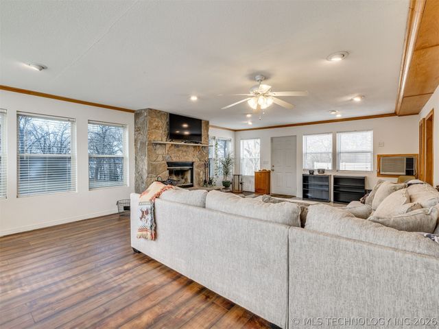 112212 S 4180 Road, Checotah, OK 74426