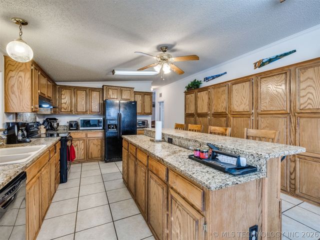 112212 S 4180 Road, Checotah, OK 74426