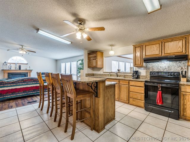 112212 S 4180 Road, Checotah, OK 74426