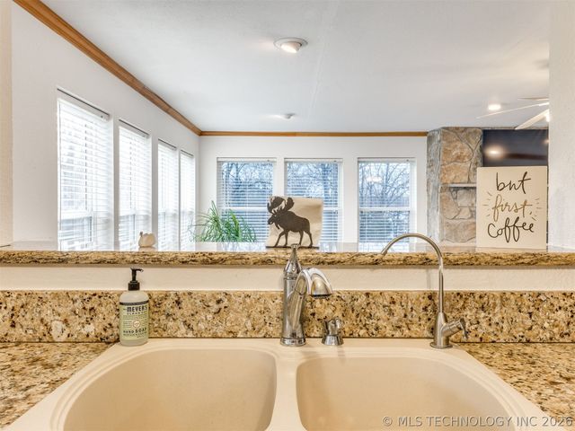 112212 S 4180 Road, Checotah, OK 74426