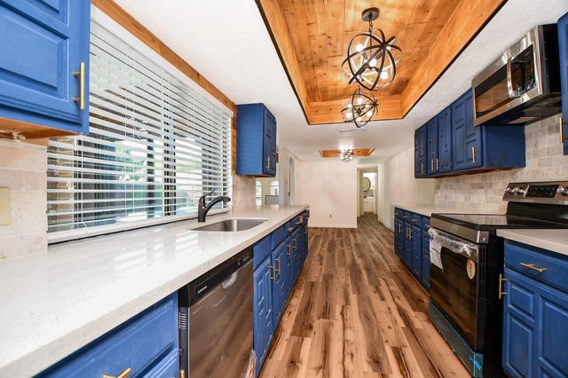 7315 El Cresta Drive, Houston, TX 77083