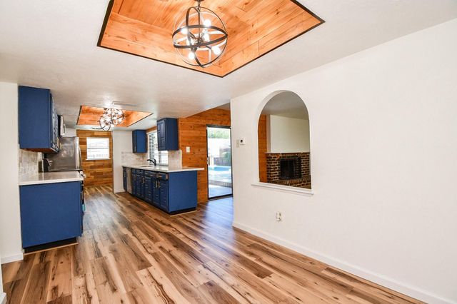 7315 El Cresta Drive, Houston, TX 77083