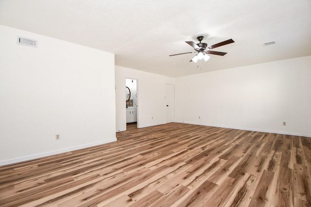 7315 El Cresta Drive, Houston, TX 77083