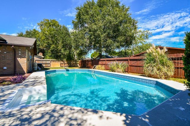 7315 El Cresta Drive, Houston, TX 77083