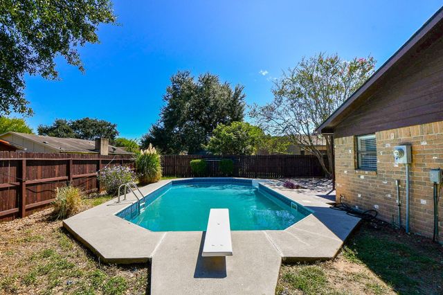 7315 El Cresta Drive, Houston, TX 77083