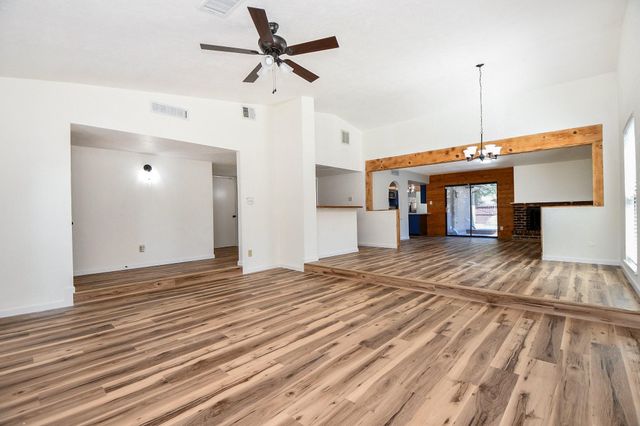 7315 El Cresta Drive, Houston, TX 77083