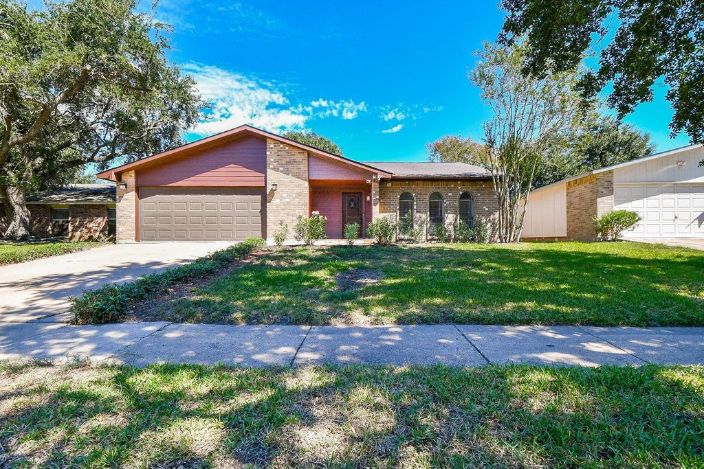 7315 El Cresta Drive, Houston, TX 77083