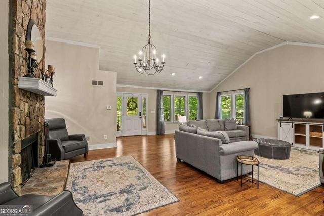 42 Oak Morris Ridge, Jasper, GA 30143