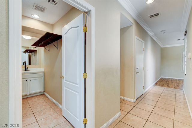 8917 Reindeer Lake Street, Las Vegas, NV 89143