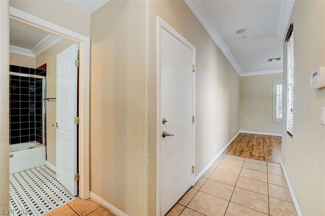 8917 Reindeer Lake Street, Las Vegas, NV 89143