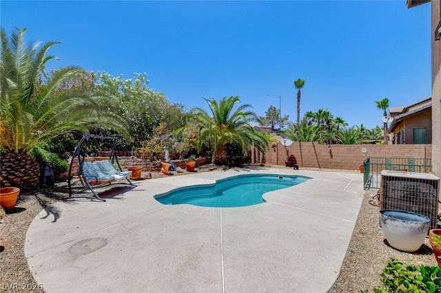 8917 Reindeer Lake Street, Las Vegas, NV 89143