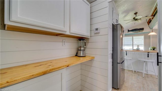 11077 Sunburst LN, Fort Myers, FL 33908