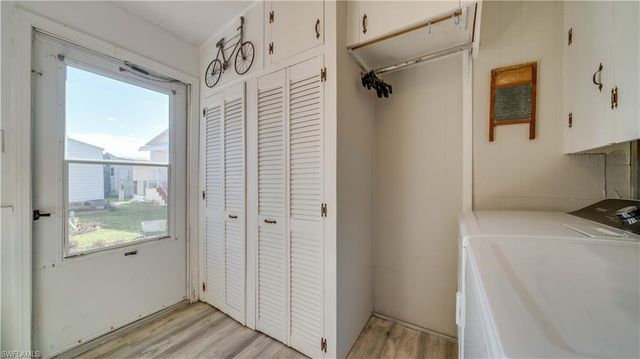 11077 Sunburst LN, Fort Myers, FL 33908