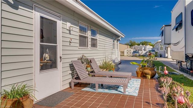 11077 Sunburst LN, Fort Myers, FL 33908