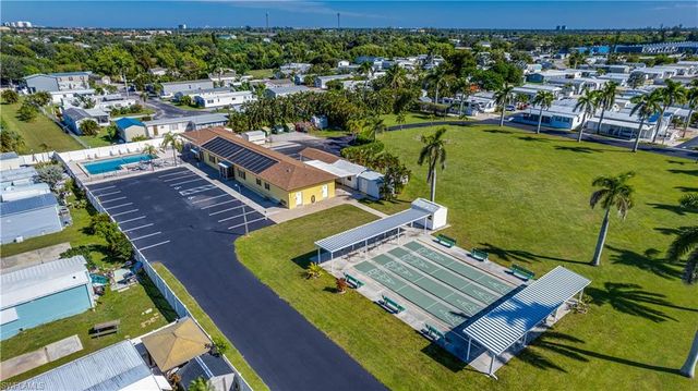 11077 Sunburst LN, Fort Myers, FL 33908