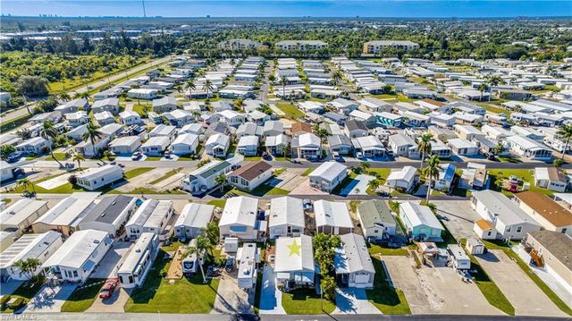 11077 Sunburst LN, Fort Myers, FL 33908