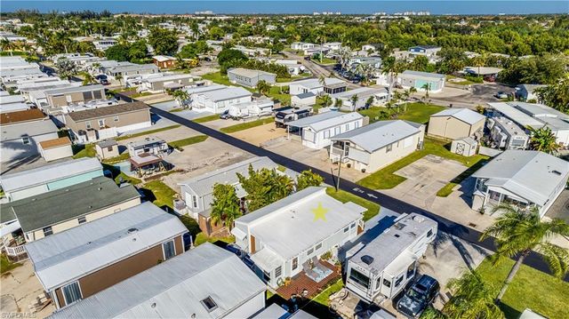 11077 Sunburst LN, Fort Myers, FL 33908