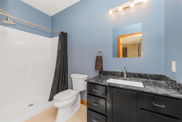 9882 W S Avenue, Kalamazoo, MI 49009