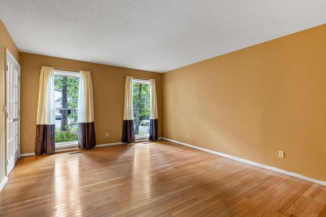31 Mountain Cove Road, Signal Mountain, TN 37377