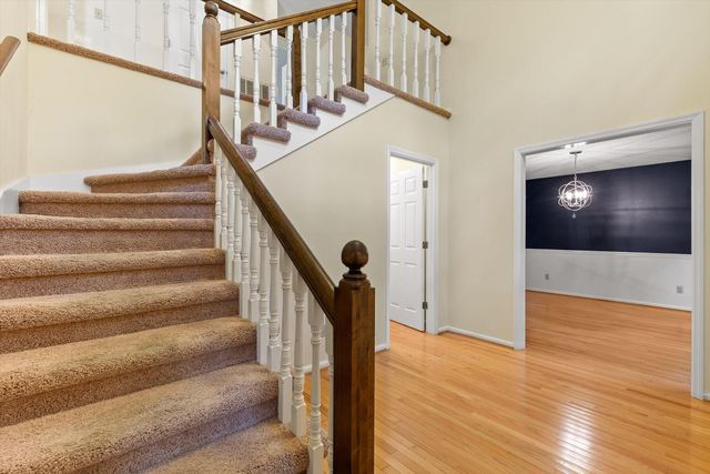 31 Mountain Cove Road, Signal Mountain, TN 37377