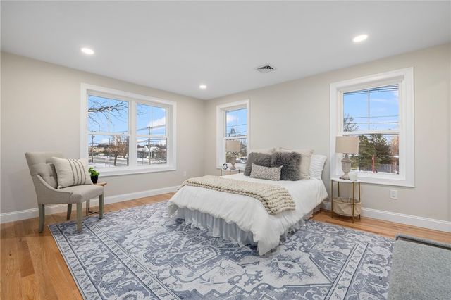2907 Post Road 1, Warwick, RI 02886