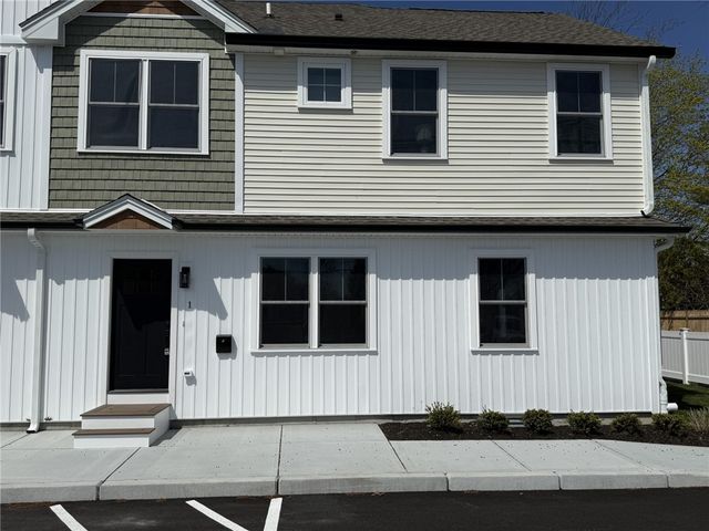 2907 Post Road 1, Warwick, RI 02886