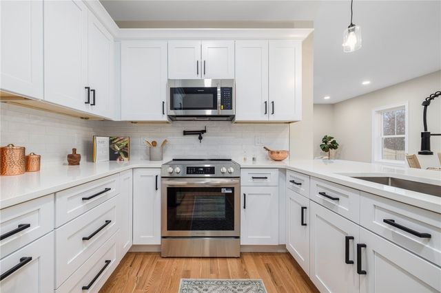 2907 Post Road 1, Warwick, RI 02886