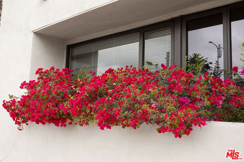 566 S San Vicente Boulevard #102-NE, Los Angeles, CA 90048 — photo 4