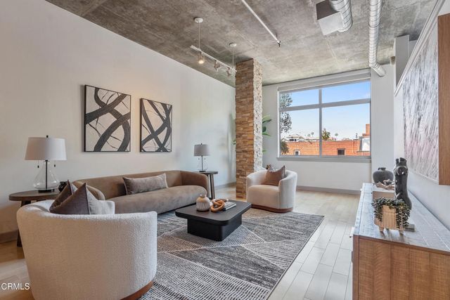 840 E Green Street 217, Pasadena, CA 91101