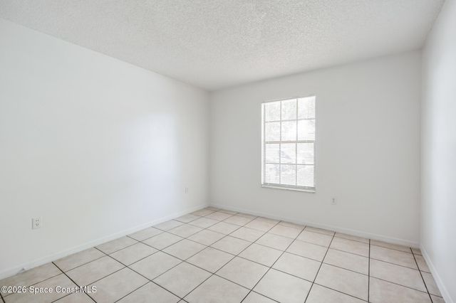 430 Thor Avenue SE, Palm Bay, FL 32909